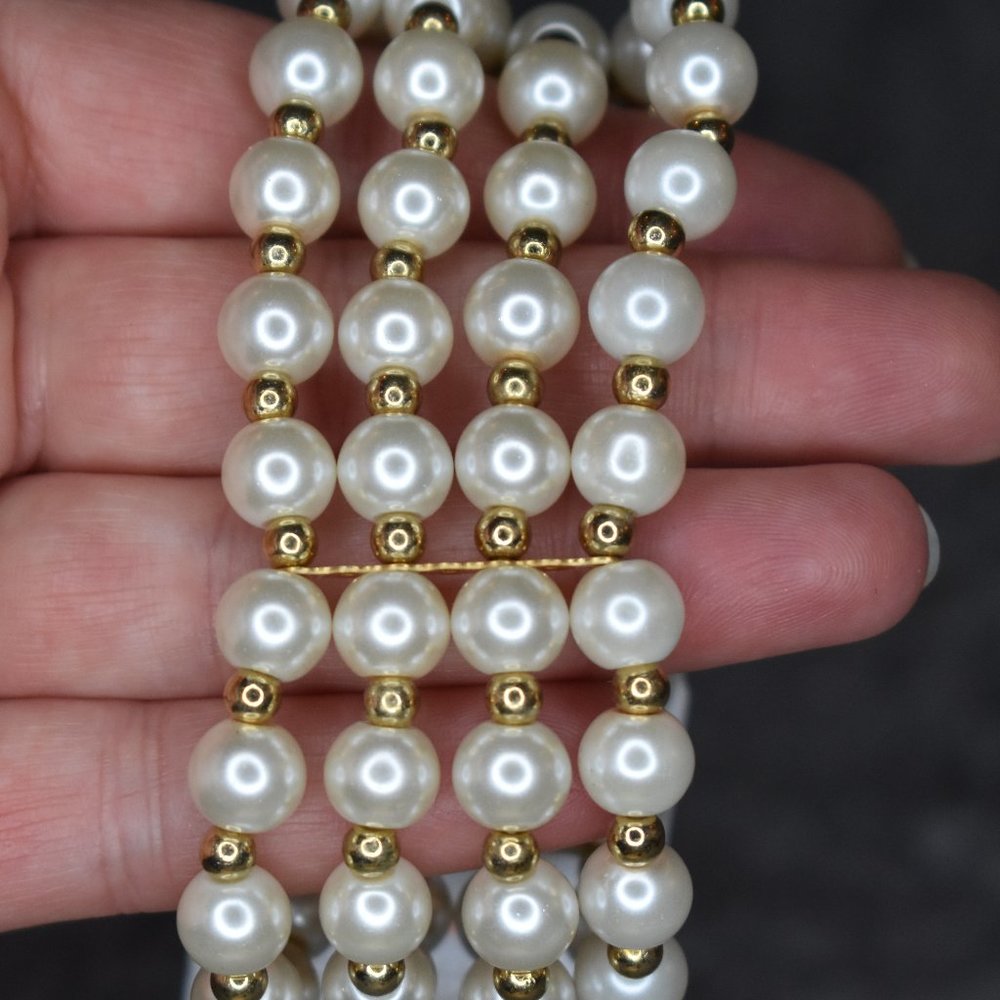 🔥 3/$15 NWT Princess Accessories Faux Pearl Four Strand Strech Bracelet